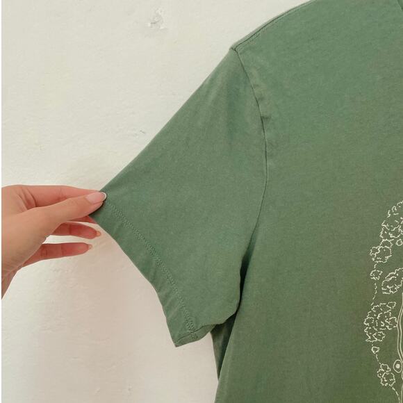 J. Crew - 100% Cotton Golf Graphic Tee in Green - Picture 4 of 8